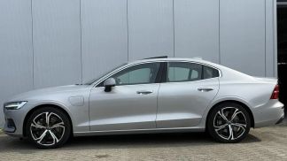 Lízing Sedan Volvo S60 2024
