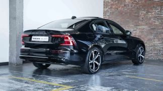 Lízing Sedan Volvo S60 2024