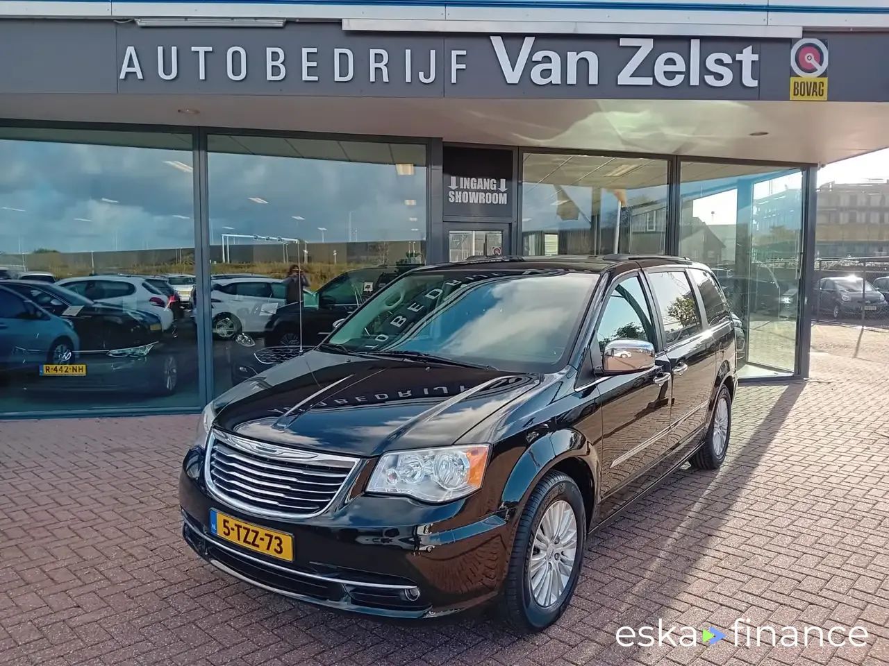 Leasing Passenger transport Chrysler TOWN & COUNTRY 2013