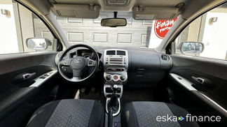 Leasing SUV Toyota Urban Cruiser 2010