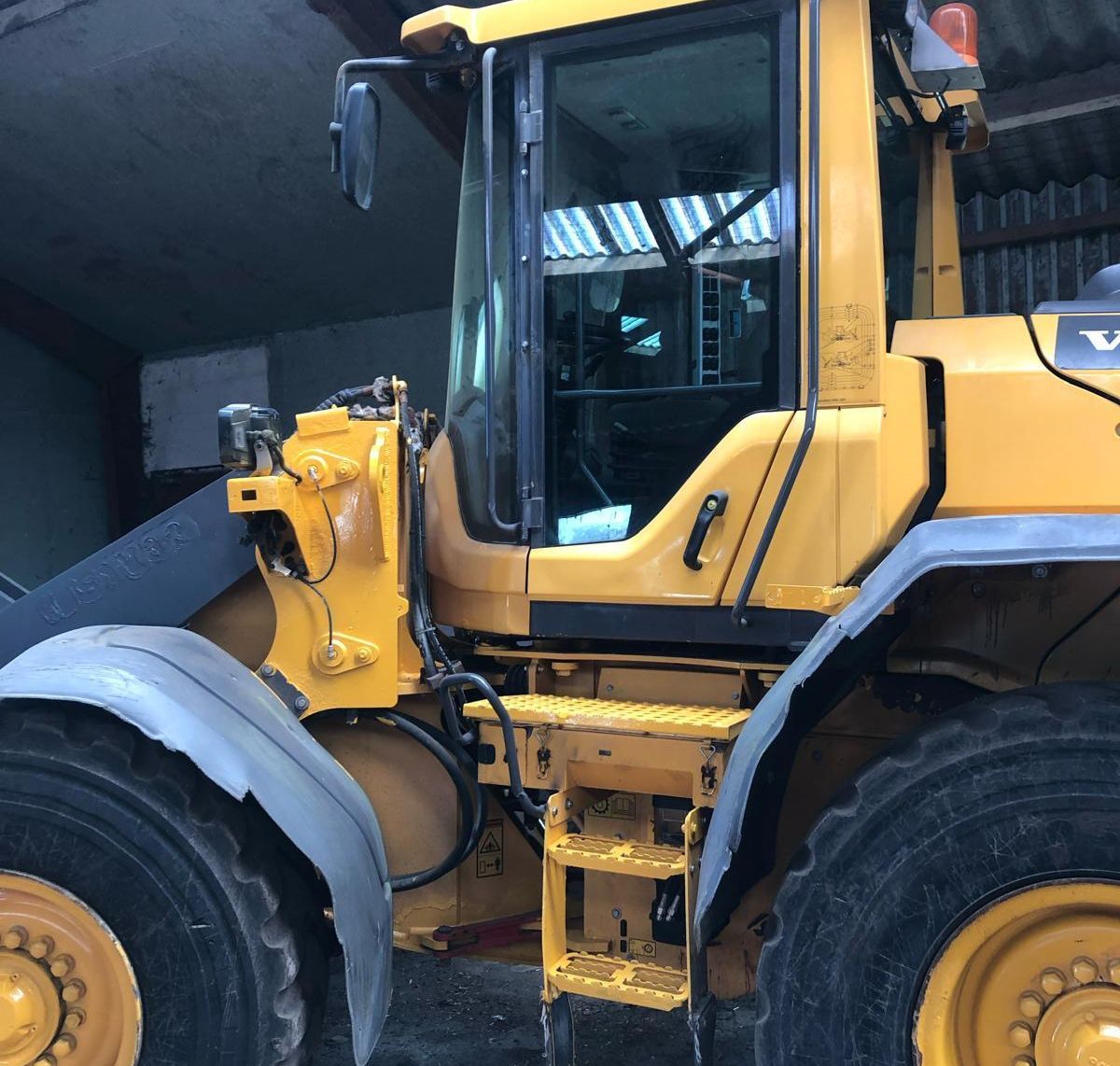 Leasing Loader Volvo L90 H 2015