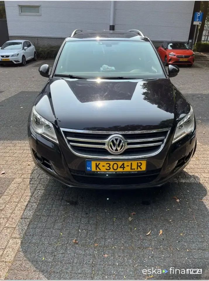 Leasing Wagon Volkswagen Tiguan 2010