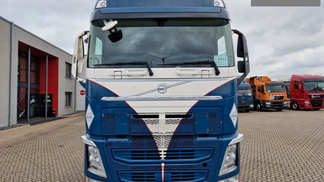 Tractor unit Volvo FH 2016