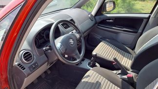 Hatchback Suzuki SX4 2012