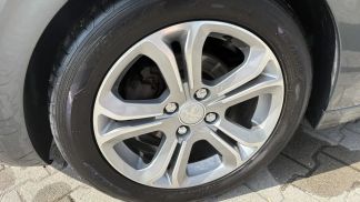Lízing Sedan Peugeot 208 2013