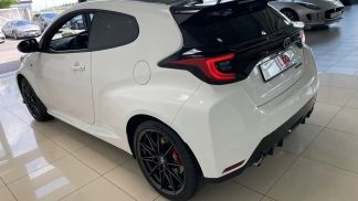 Leasing Sedan Toyota Yaris 2020