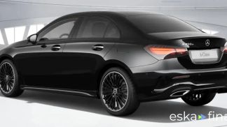 Lízing Sedan MERCEDES A 250 2025