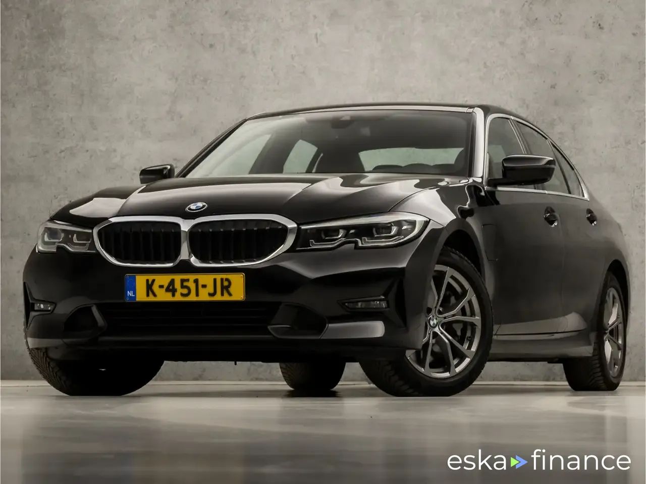 Finansowanie Sedan BMW 330 2021