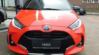 Lízing Hatchback Toyota Yaris 2021