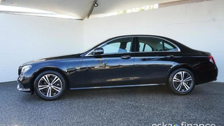 Lízing Sedan MERCEDES E TRIEDA 2020