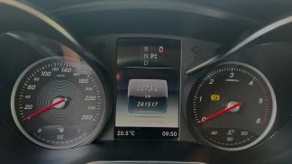 Lízing Hatchback MERCEDES V 220 2018