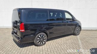 Leasing Hatchback MERCEDES V 220 2023