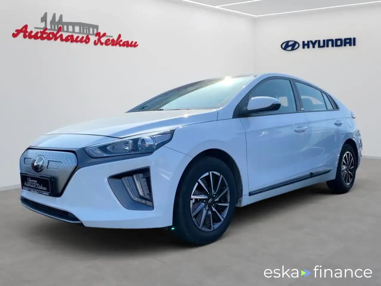 Lízing Sedan Hyundai IONIQ 2021