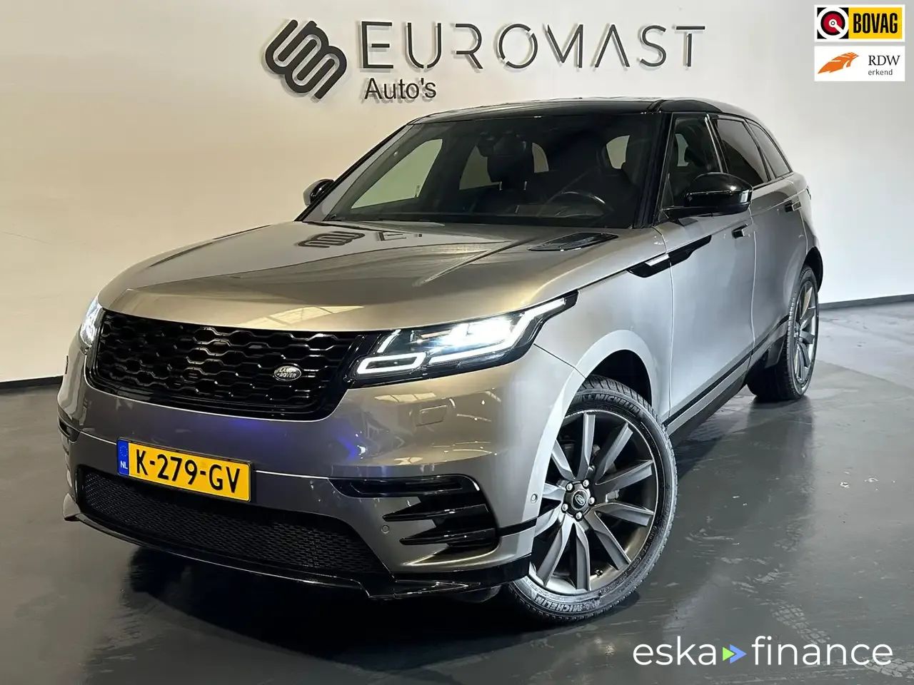 Financování SUV Land Rover Range Rover Velar 2019
