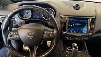 Leasing Wagon Maserati Levante 2019