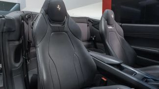 Financování Konvertibilní Ferrari Portofino 2018