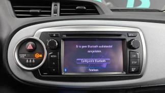 Lízing Sedan Toyota Yaris 2012