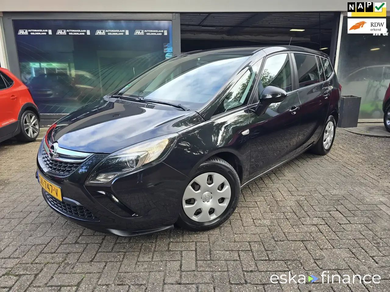 Finansowanie Hatchback Opel Zafira Tourer 2016