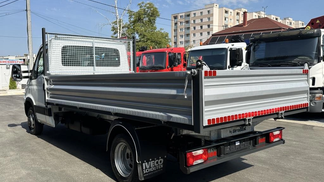 Zamknięte pudełko Iveco DAILY 2012