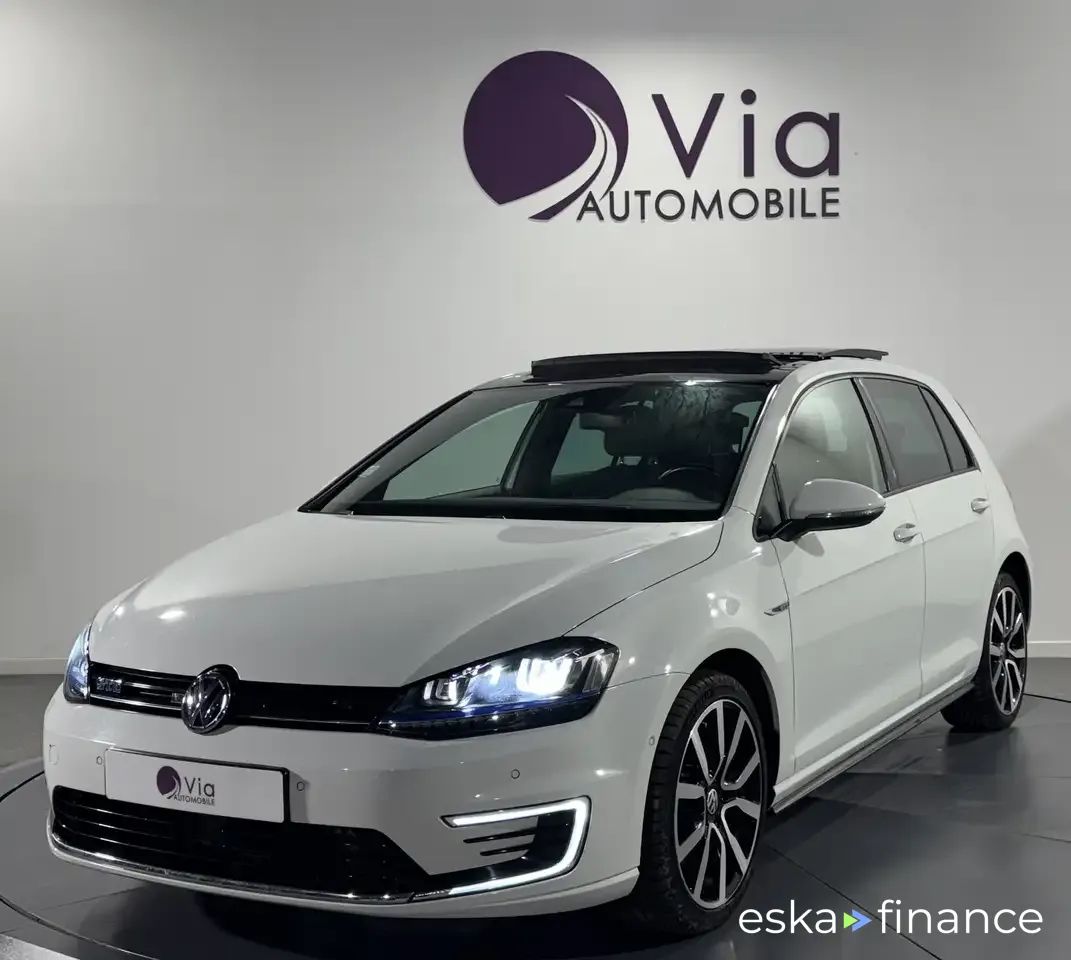 Leasing Sedan Volkswagen Golf 2015