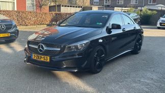 Lízing Sedan MERCEDES CLA 180 2013