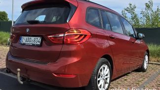 Lízing Hatchback BMW 218 2016