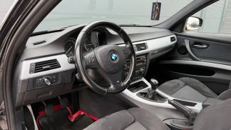 Leasing Wagon BMW 320 2011