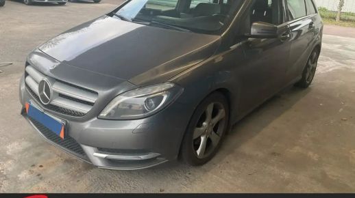 MERCEDES B 200 2014