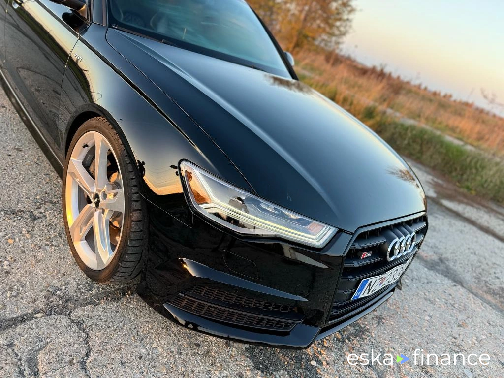 Financování Sedan Audi S6 2016