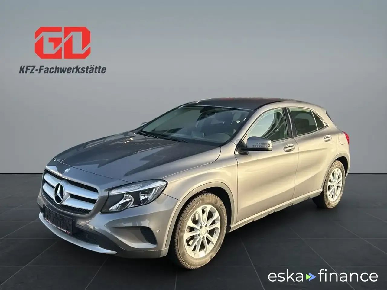 Leasing SUV MERCEDES GLA 180 2015