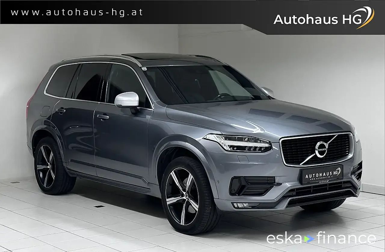 SUV Volvo XC90 2016