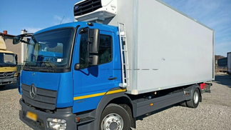 Leasing Camion spécial Mercedes-Benz 1327 2018