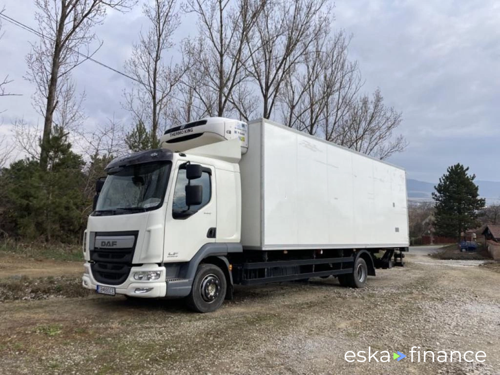 Leasing Special truck DAF LF220FA 2015