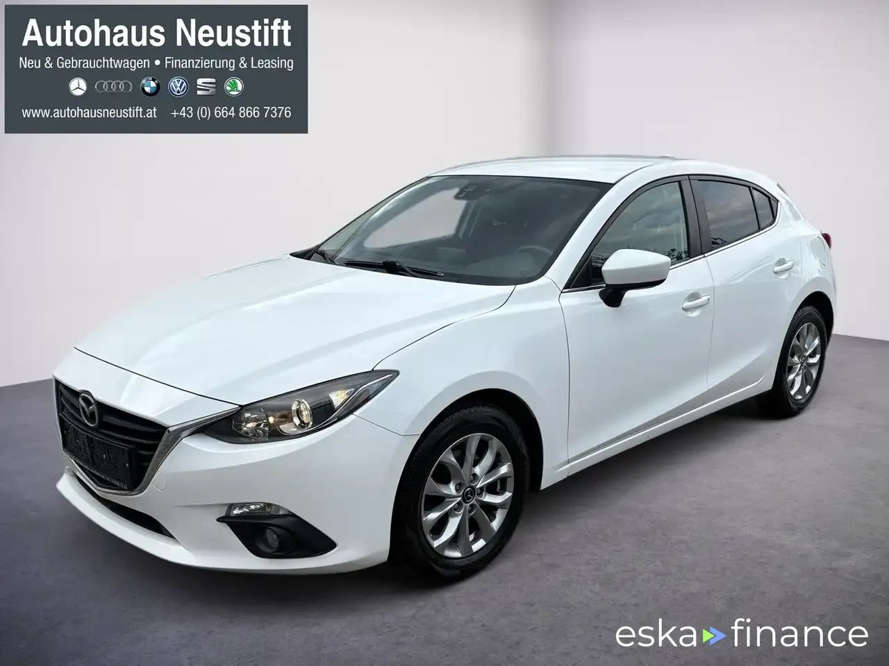 Leasing Hatchback Mazda 3 2016