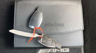 Lízing Sedan MERCEDES CLA 180 2016
