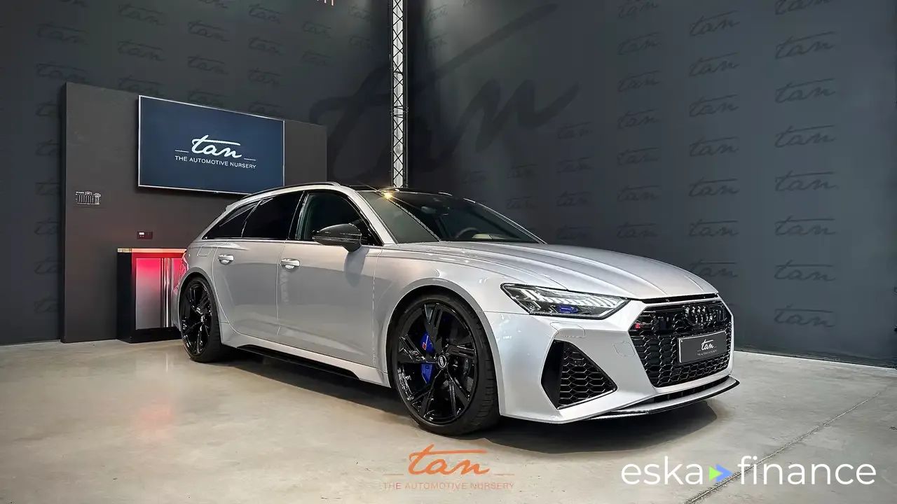 Lízing Kombi Audi RS6 2021