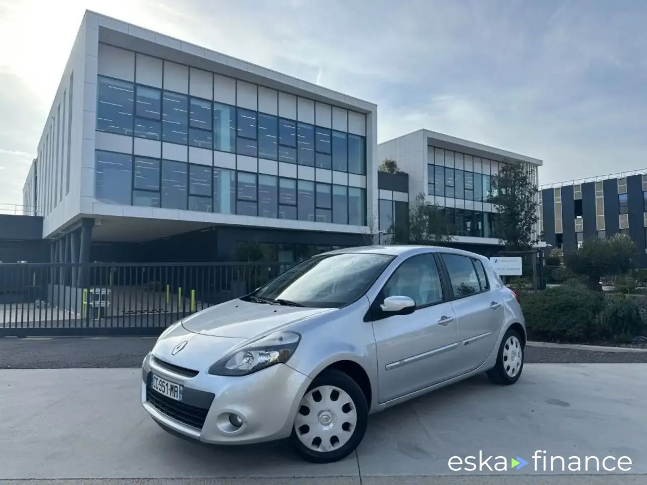 Leasing Sedan Renault Clio 2012
