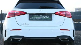 Lízing Hatchback MERCEDES A 250 2020