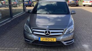 Leasing Hatchback MERCEDES B 180 2012