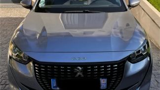 Lízing Sedan Peugeot 208 2020