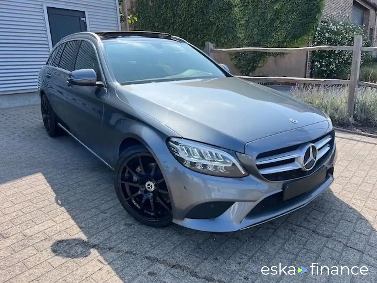 Financování Vagón MERCEDES C 200 2018