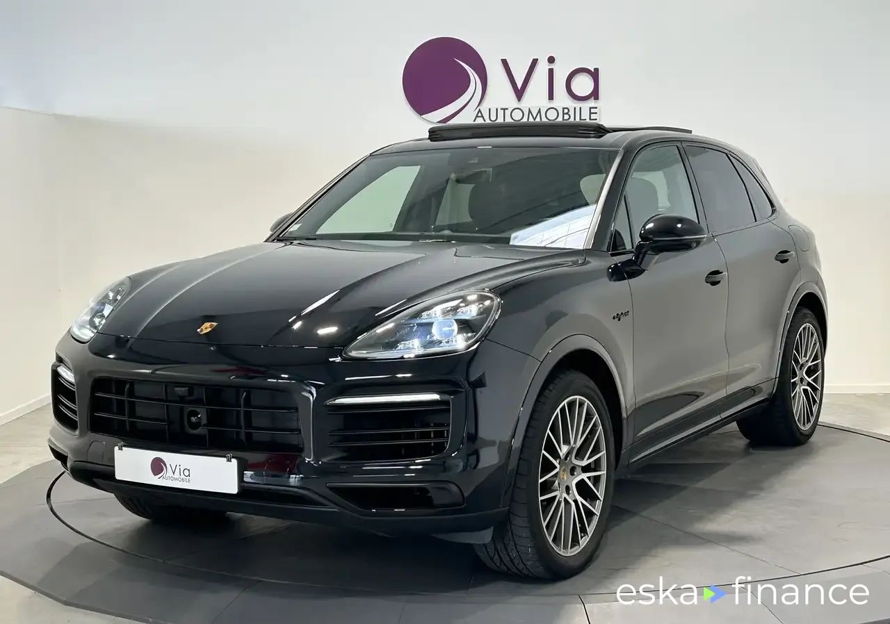Leasing SUV Porsche Cayenne 2022