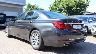 Finansowanie Sedan BMW 750 2013