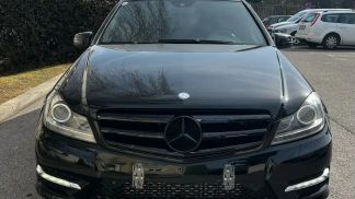 Lízing Sedan MERCEDES C 180 2011