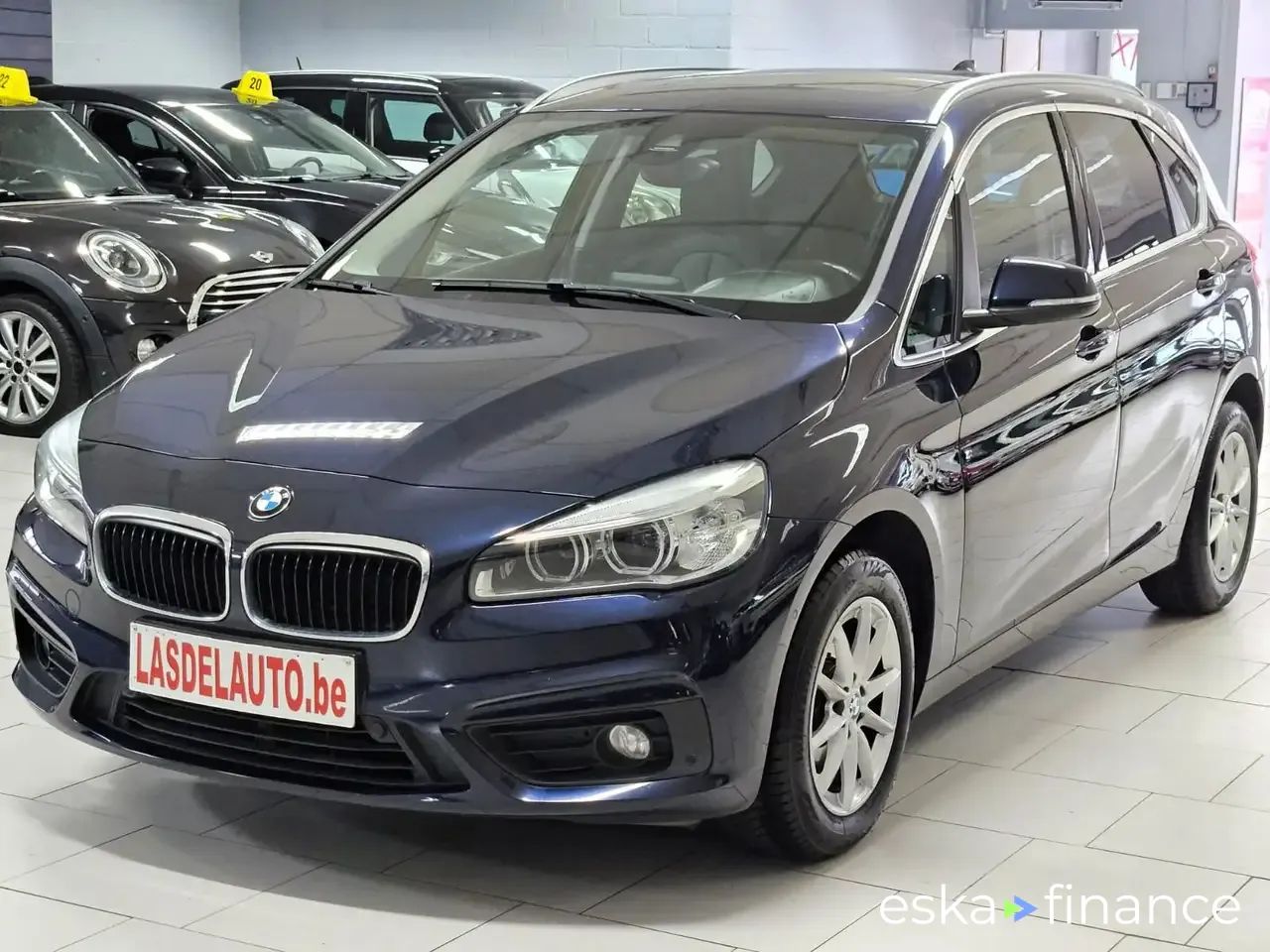 Leasing Hatchback BMW 218 2016