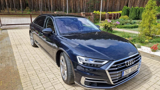 Audi A8 LONG LIMUZÍNA 2019