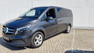 Leasing Hatchback MERCEDES V 220 2023
