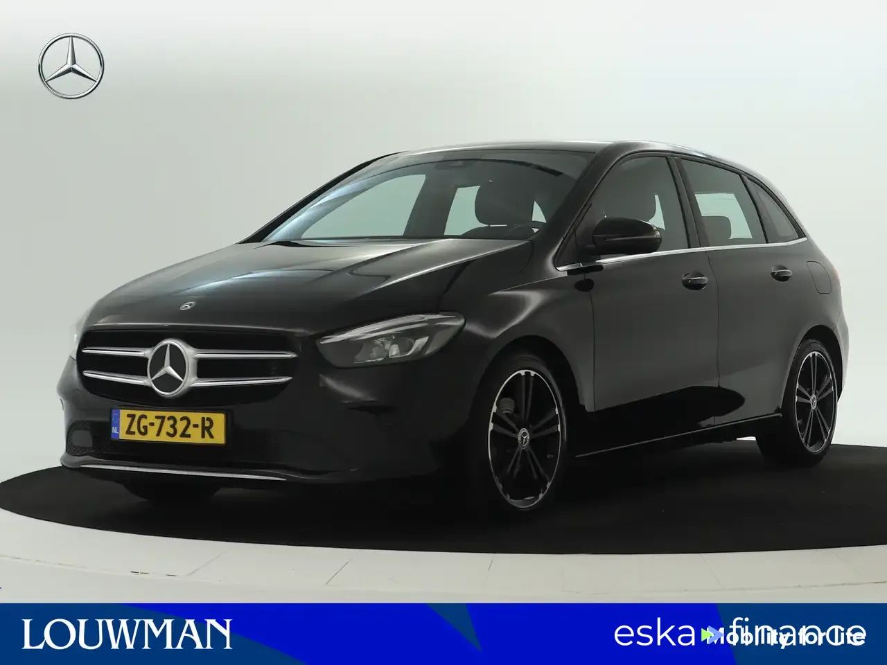 Lízing Hatchback MERCEDES B 180 2019