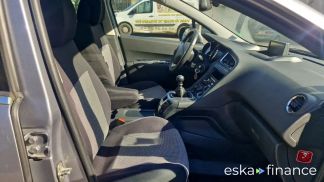 Lízing Hatchback Peugeot 5008 2016