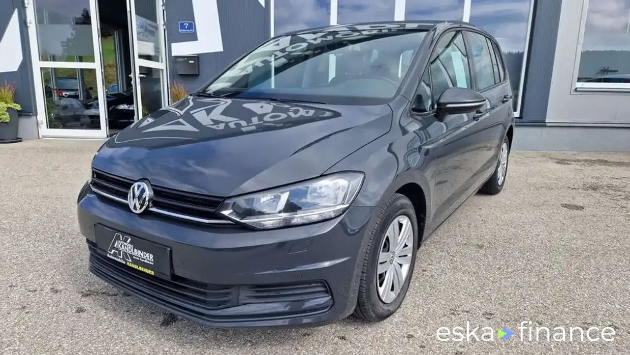 Lízing Osobná doprava Volkswagen Touran 2018